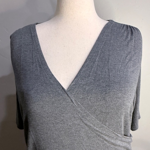 In'Voland Plus Size Gray Draped Dolman Sleeve Top – Size 18W - Picture 2 of 6